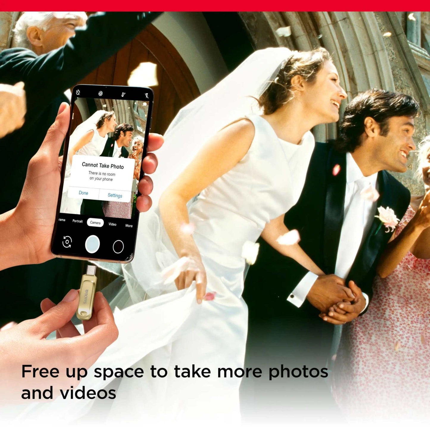 SanDisk Ultra Dual Drive Luxe USB Type-C freeing up space on smartphone at a wedding.