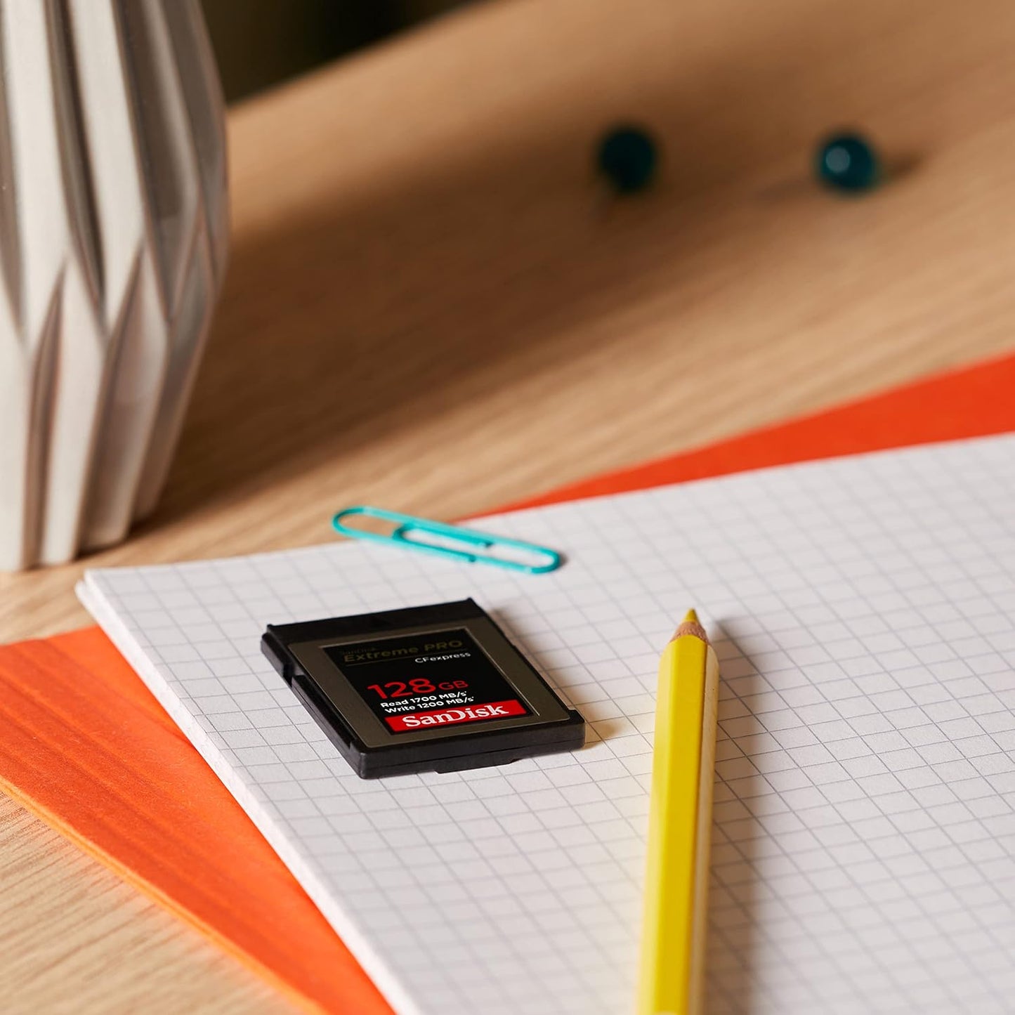 SanDisk Extreme PRO CFexpress Type B Memory Card – PCIe Gen3, NVMe, VPG400, 8K & 4K Video